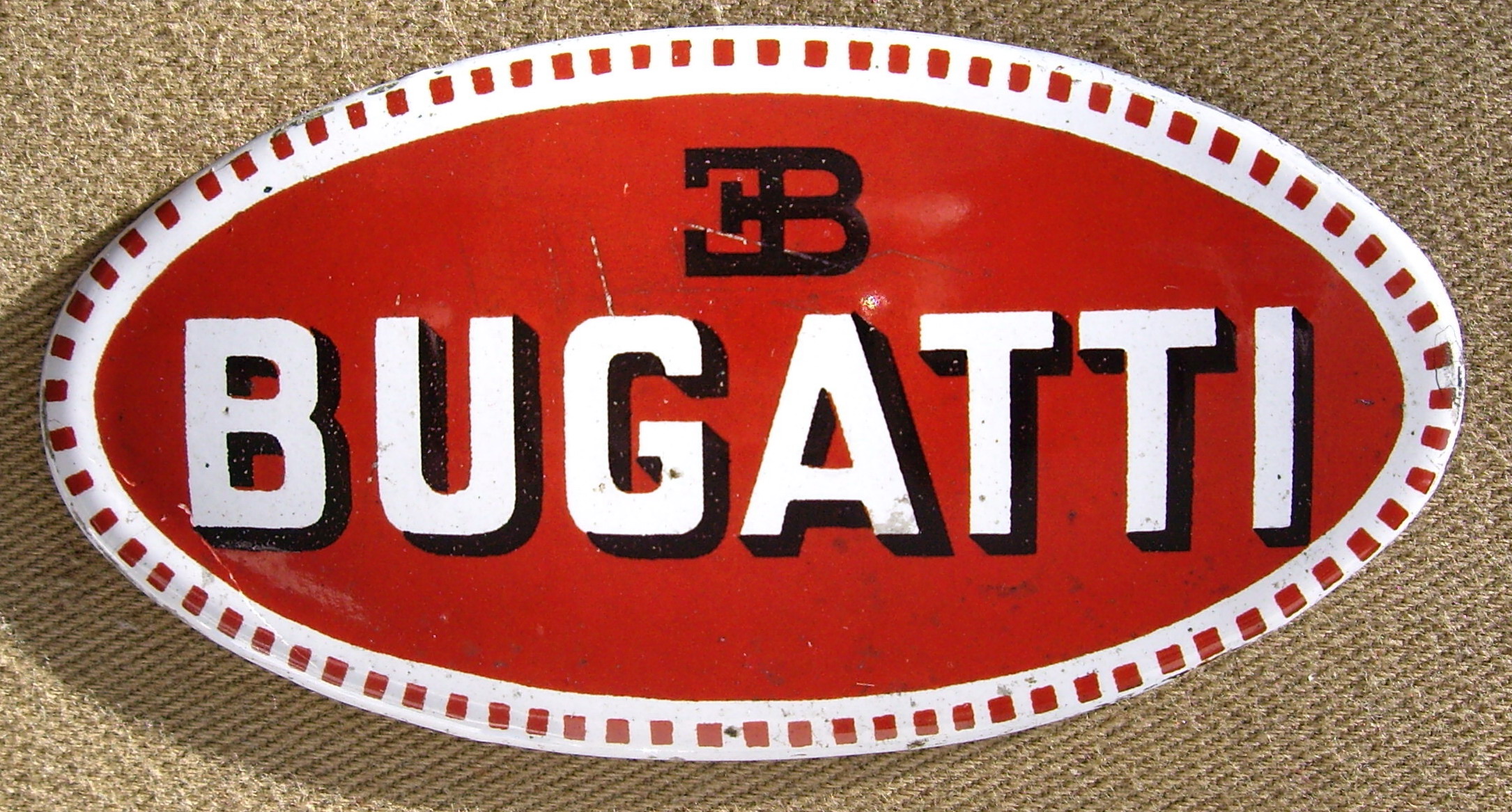 Badge 1a.jpg